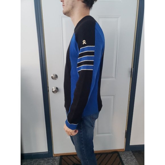 80s/90s Black and Blue‎ Wool Sweater - Picture 2 of 6